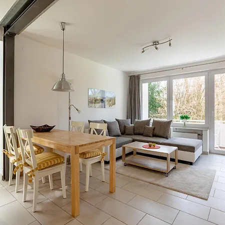 Appartement Lakeside Comfort With Balcony, Cleaning Included Eutin
