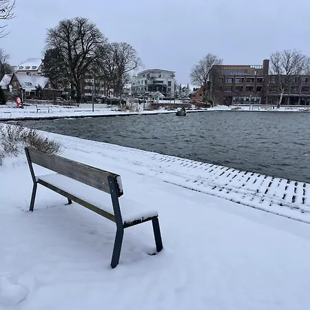 Lakeside Comfort With Balcony, Cleaning Included Eutin