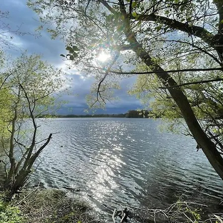 Lakeside Comfort With Balcony, Cleaning Included * Eutin
