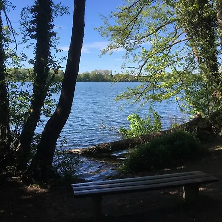 Lakeside Comfort With Balcony, Cleaning Included *