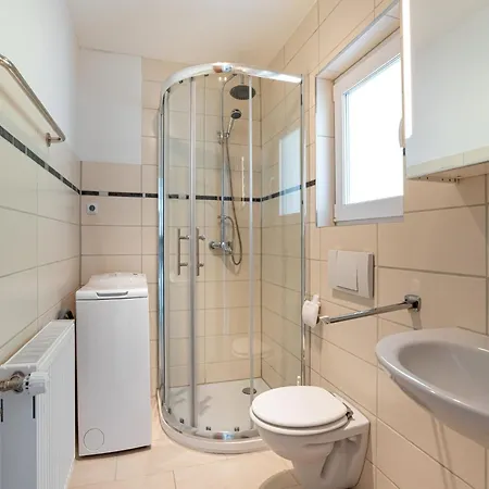 Lakeside Comfort With Balcony, Cleaning Included * Eutin