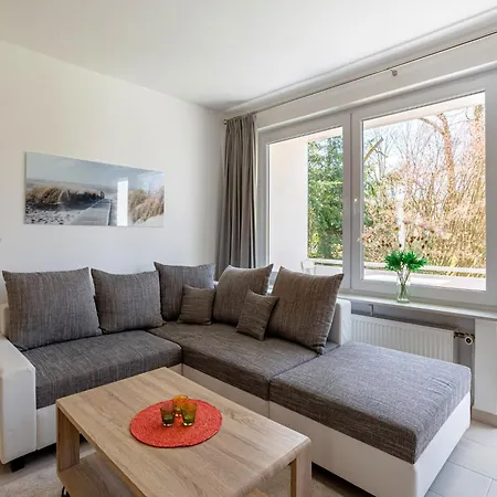 Apartamento Lakeside Comfort With Balcony, Cleaning Included